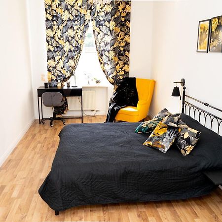 Charming Apartments In The Heart Of Lviv - Valova, Nasypna Str Esterno foto