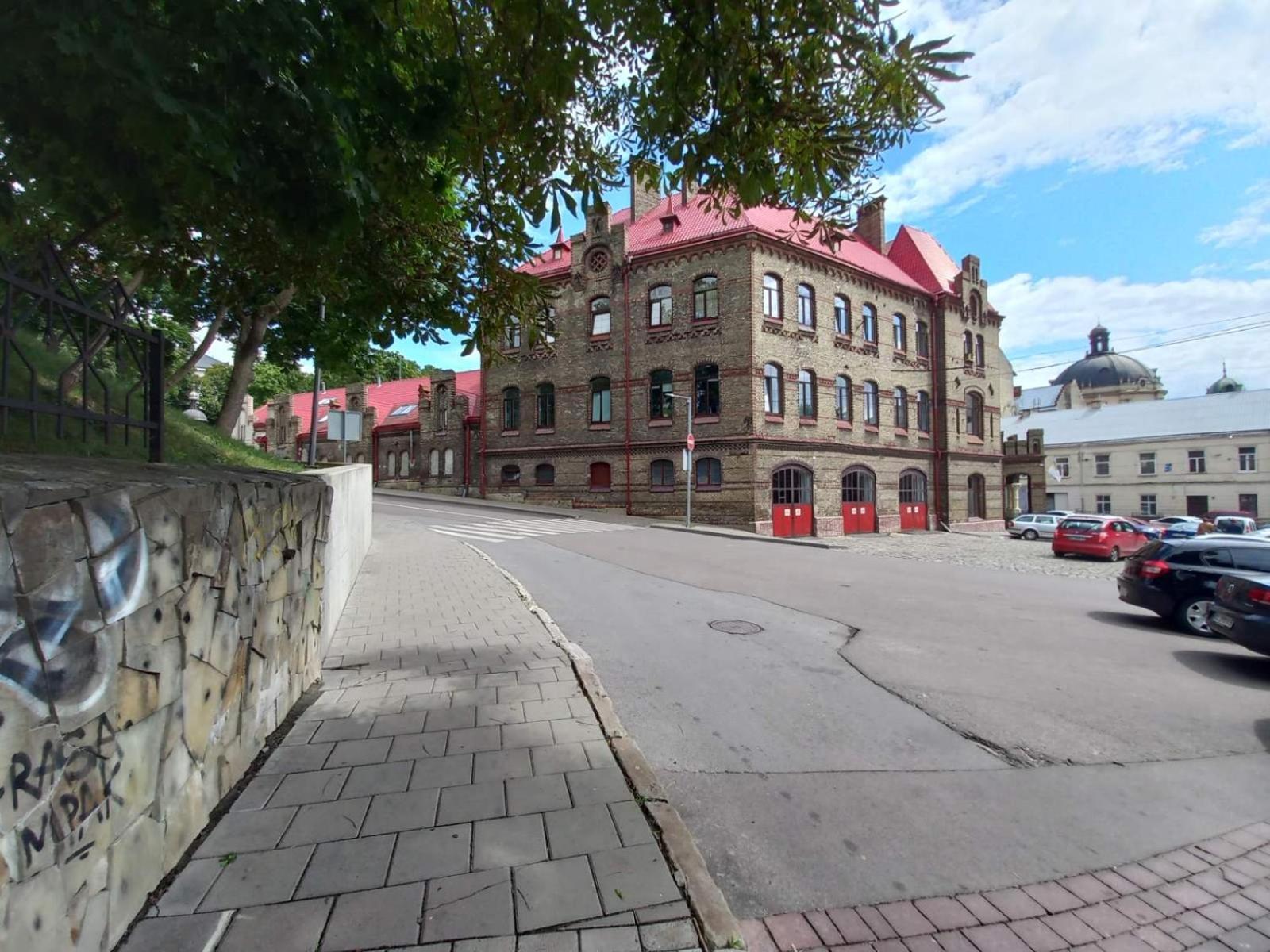 Charming Apartments In The Heart Of Lviv - Valova, Nasypna Str Esterno foto