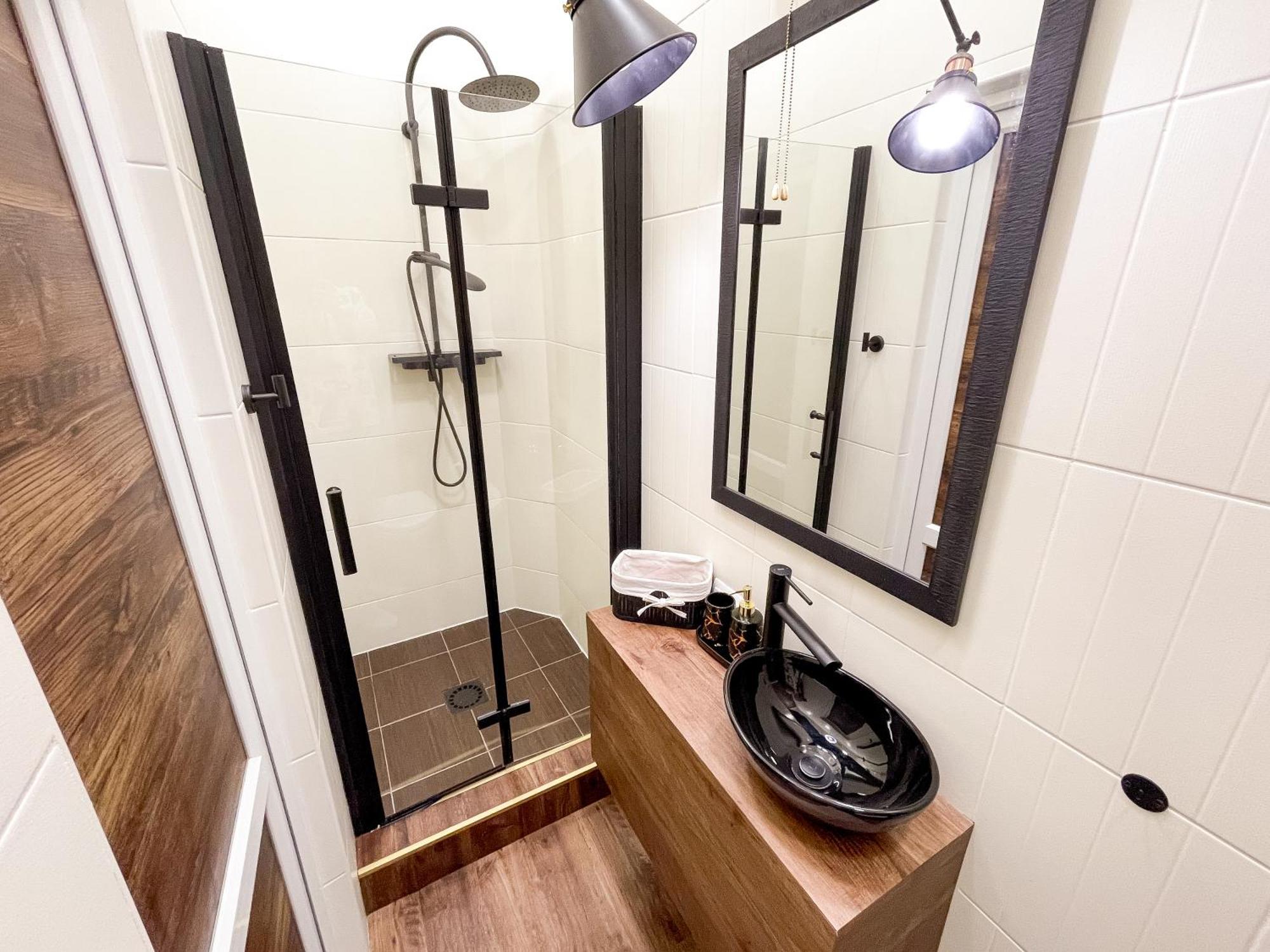 Charming Apartments In The Heart Of Lviv - Valova, Nasypna Str Esterno foto