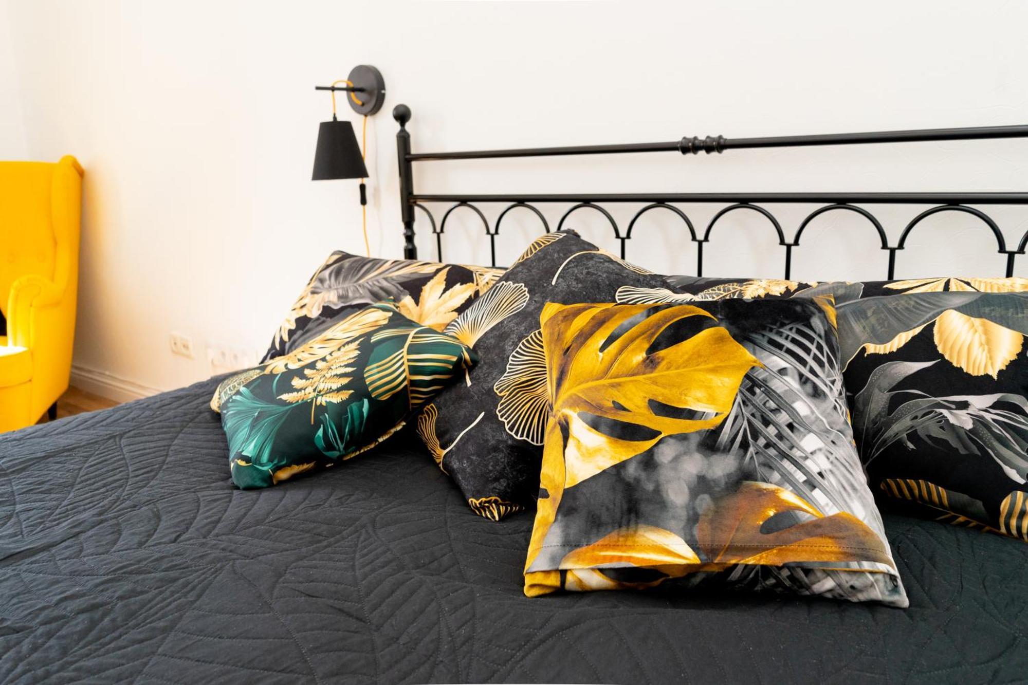 Charming Apartments In The Heart Of Lviv - Valova, Nasypna Str Esterno foto